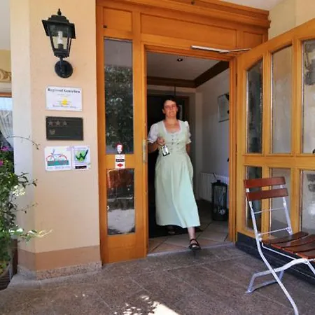 Hirschen-dorfmuehle Biederbach Baden-Württemberg